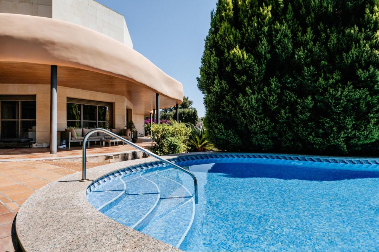 Lushville - Luxurious Villa With Pool In Valencia Campo Olivar Kültér fotó